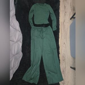 Wide-Leg Pull-On Pants in Deep Green